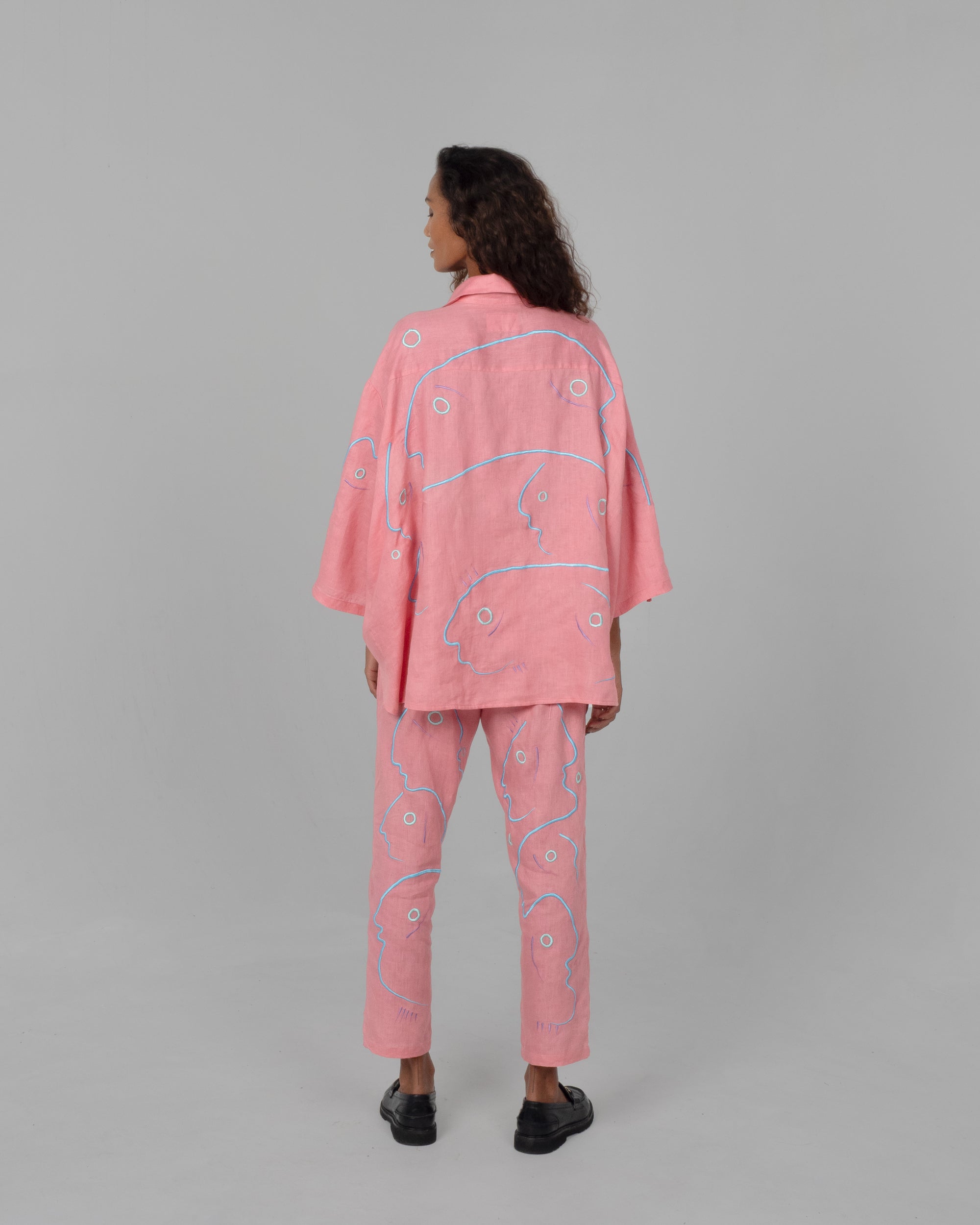 SOFT LOGIC Modular Unisex Linen Set