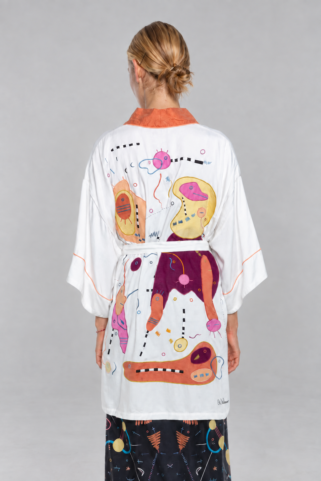 Antidote kimono, back embroidery and signature on neutral grey