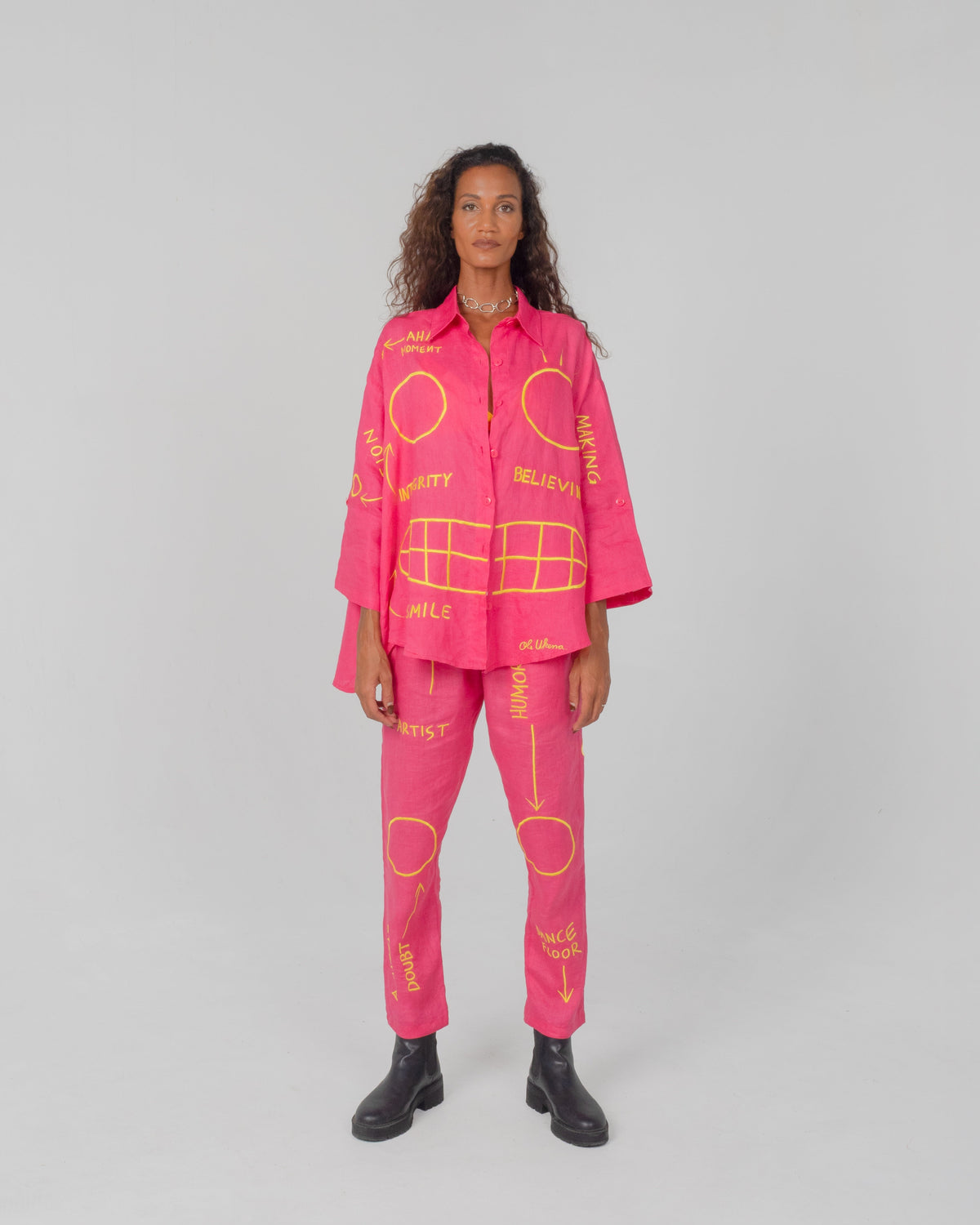 Disco Drama linen set, front view on a model against the original grey catalogue background